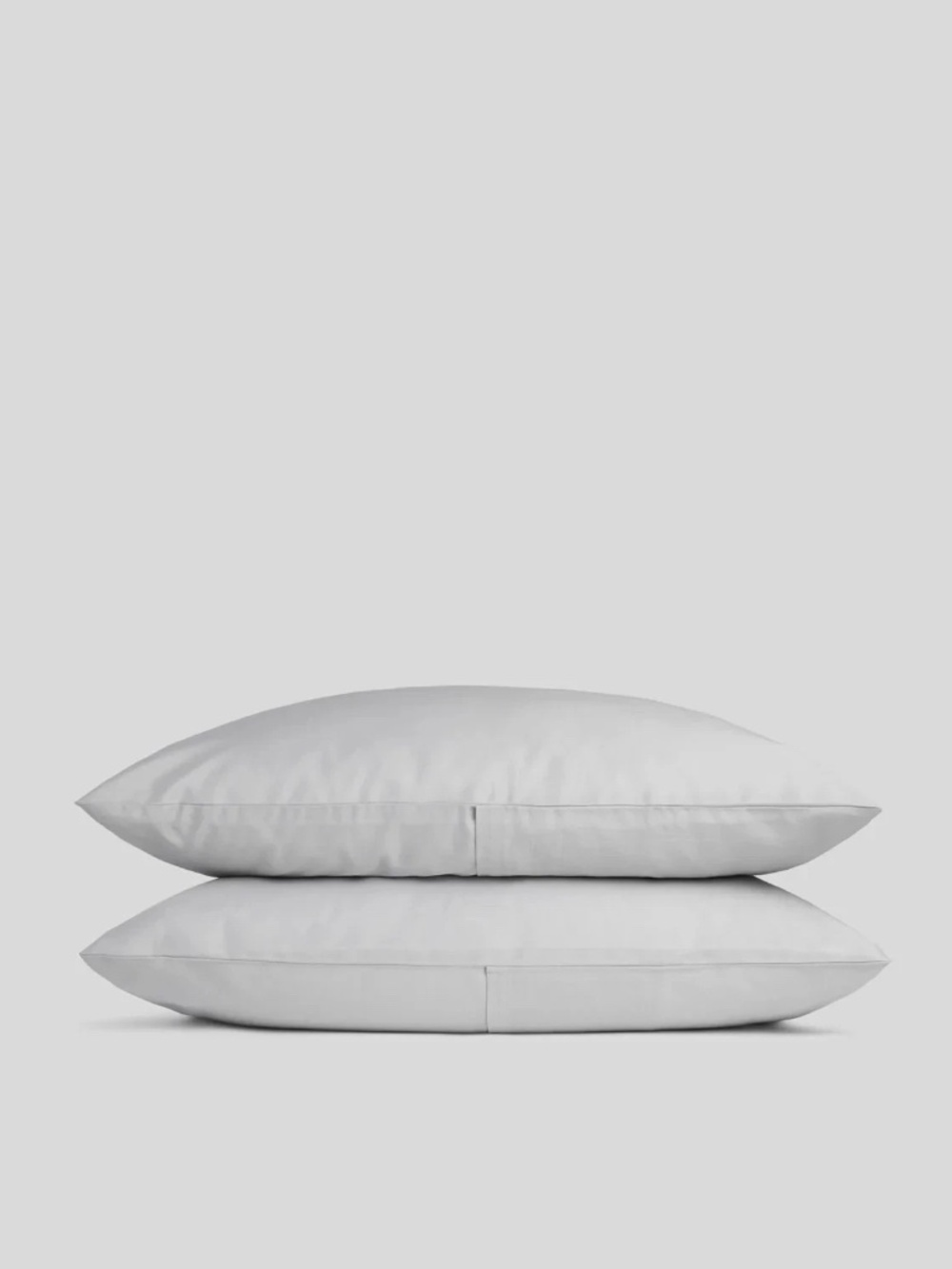 Parachute Sateen Pillowcase Set Standard Back Envelope in Light Grey Retails $59